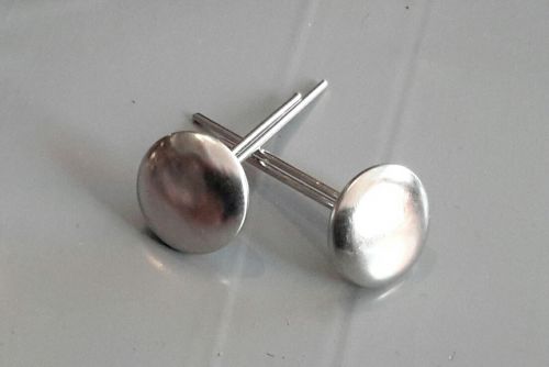 Plain Silver Coloured Cap Button